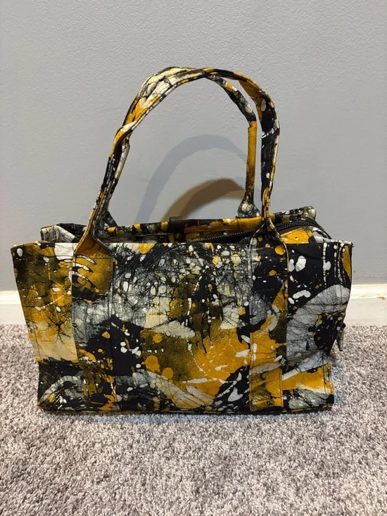 TanzaTötz Batik Signature Handbag - Picture 2 of 3